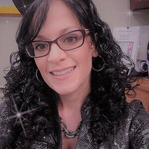 Meet your Posher, Rita